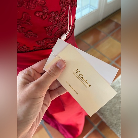 Red Satin Gown with Lace - Picture 4 of 4